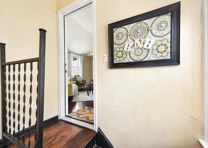 Hostwise - Block To Agh - King Bed, Free Off Street Parking Сasa de vacaciones Pittsburgh